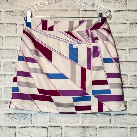 Adidas Mini Skirt‎ in White and Purple for running, pickle ball, casual athletic - Picture 2 of 13